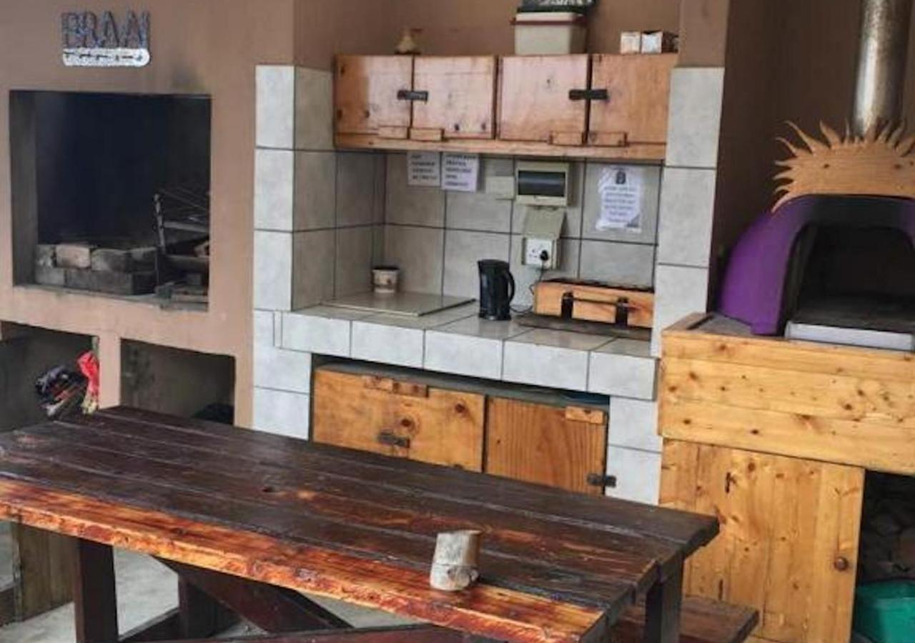 Umkomaas Lodge מראה חיצוני תמונה