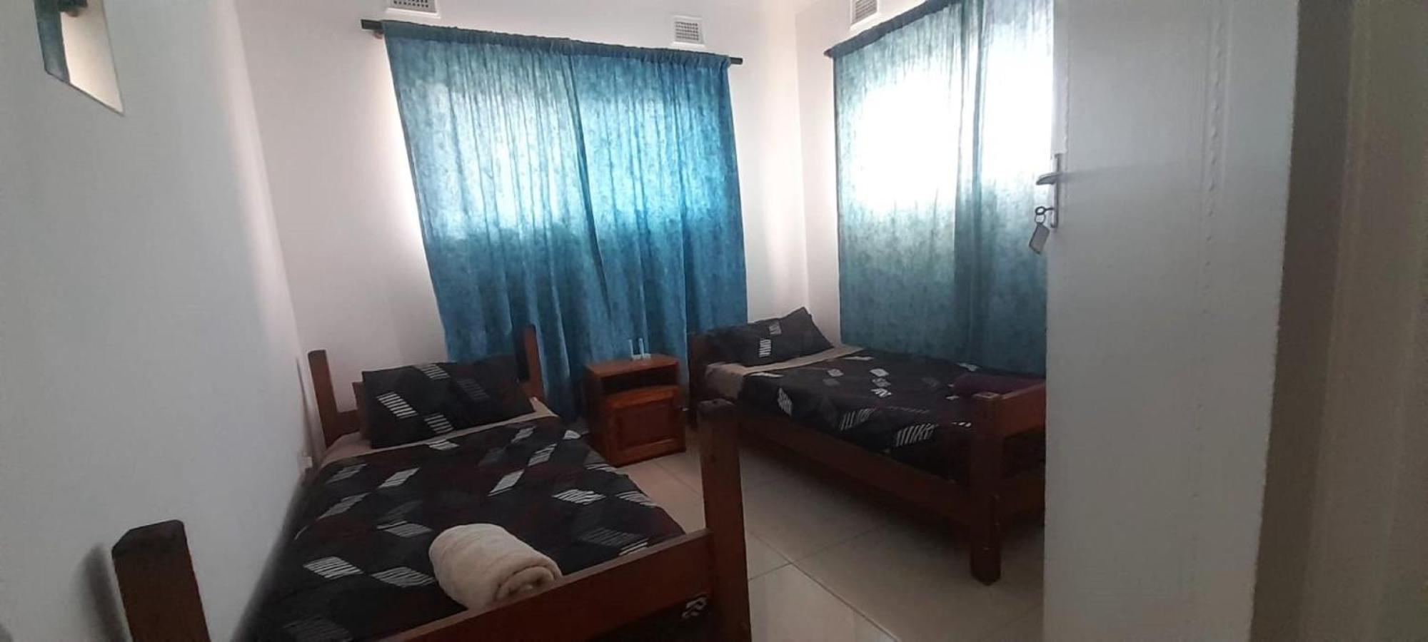 Umkomaas Lodge מראה חיצוני תמונה